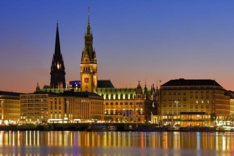 Hamburg : Old town Walking Tour With A Guide - FAQ