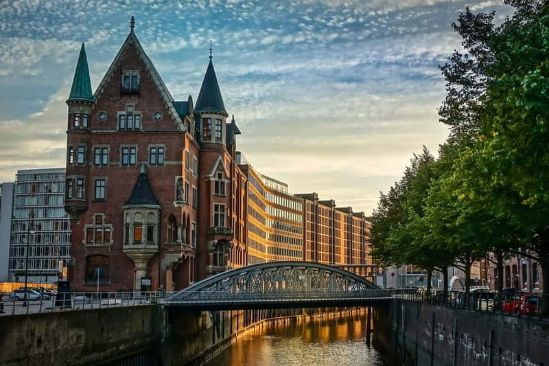 Hamburg: Private Christmas Market Tour - Why This Tour Works Well