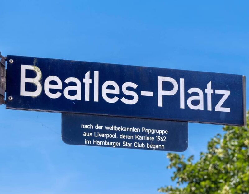 Hamburg: Private St. Pauli Red Light District Tour - The Experience Itself