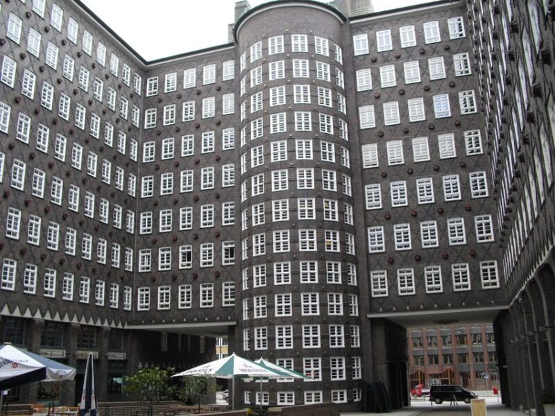Hamburg: Private Tour Down Town around City Hall - An In-Depth Look at the Hamburg Old Town Private Tour