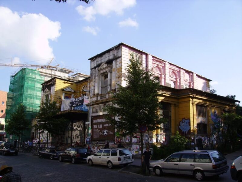 Hamburg: Private Tour - Schanzenviertel & Karolinenviertel - Who Will Love This Tour?