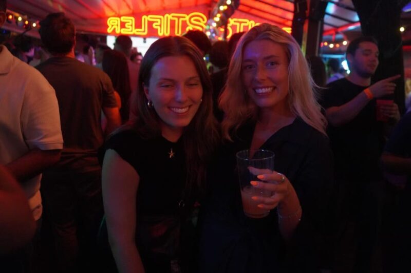 Hamburg: Reeperbahn Pub Crawl with Shots and Games - FAQ
