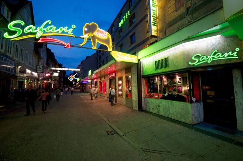 Hamburg: Safari tour in St. Pauli - The Sum Up: Is It Worth It?