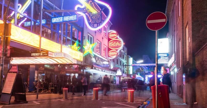 Hamburg: Sin & Sex Guided Tour of Reeperbahn - Key Points