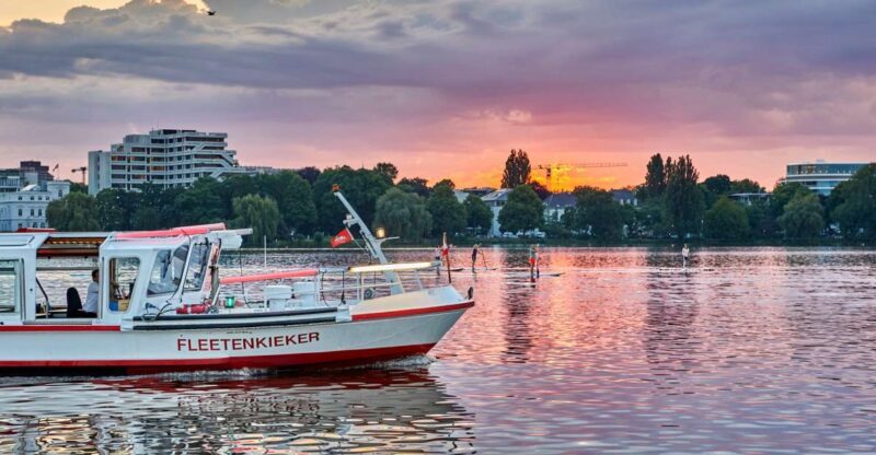 Hamburg: Twilight cruise - A Detailed Look at Hamburg’s Twilight Cruise