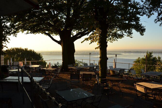 Hamburg West - With Blankenese - Driverguide Tour - Authentic Experiences & Local Charm