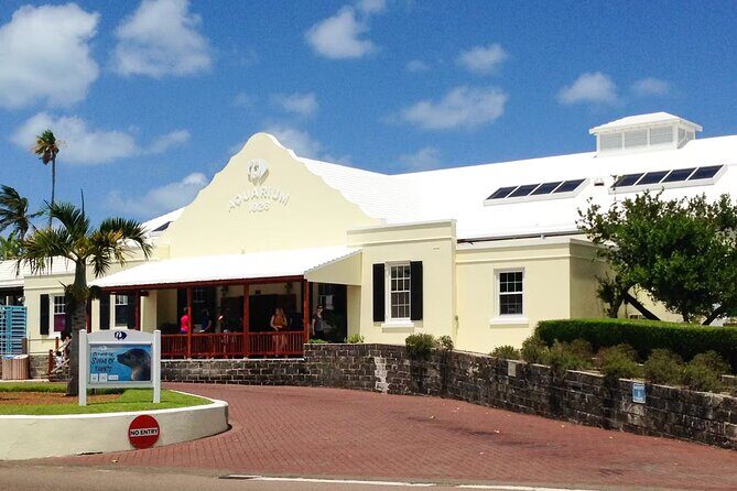 Hamilton and St George Sightseeing Tours - Exploring Bermuda with a Practical Perspective