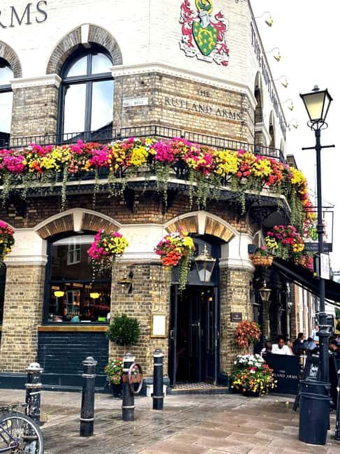 Hammersmith: Scenic Riverside Walking Tour & Prosecco Toast - Key Points