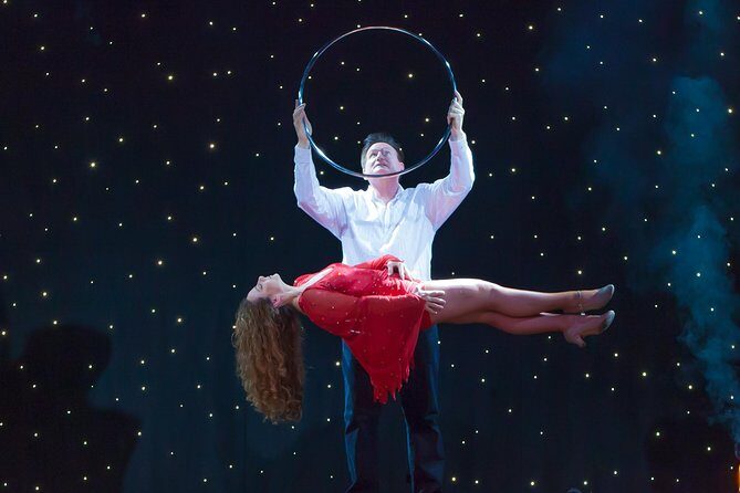 Hamners' New Year's Eve Extravaganza in Branson - Key Points