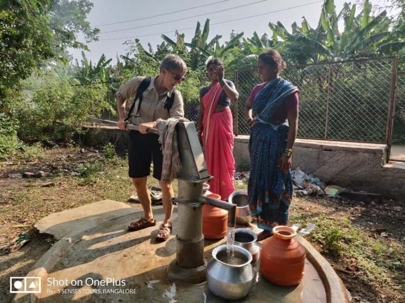 Hampi- Full day guided tour in private car with lunch - Key Points