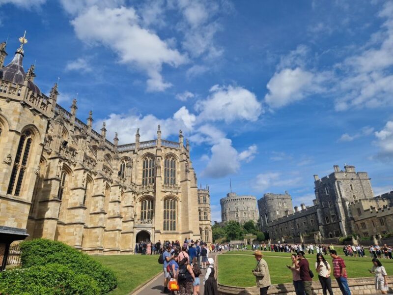 Hampton Court and Windsor Castle, a right Royal day out. - Key Points
