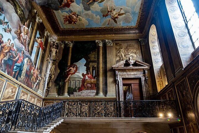 Hampton Court & Thames Riverboat Picnic - Who Would Love This Tour?