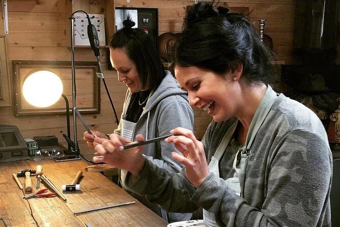 Handcraft your own silver ring in Bruges - FAQ