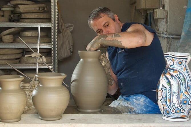 Handmade Tuscan Ceramics Masterclass in Montelupo - Exploring the Heart of Tuscan Pottery in Montelupo