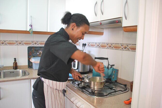 Hands-on Fideua or Paella Class in Barcelona in a Local's Home - Discover Authentic Spanish Cooking in a Local’s Home in Barcelona