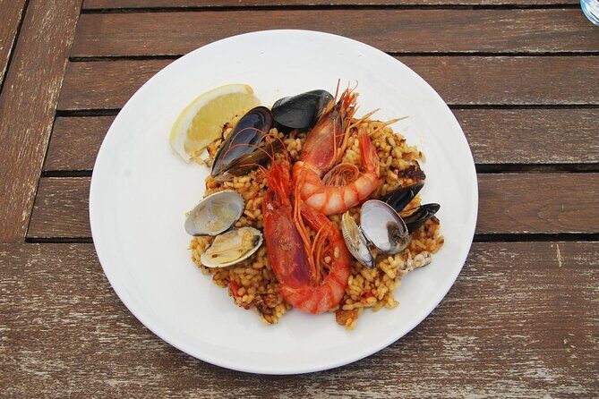 Hands-on Fideua or Paella Class in Barcelona in a Local's Home - Who Will Love This Experience?