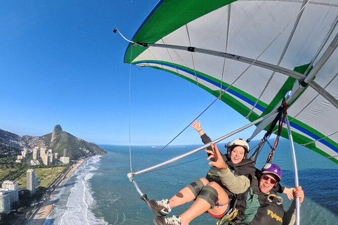 Hang Gliding and Paragliding in Rio de Janeiro - Who Will Love This Tour?