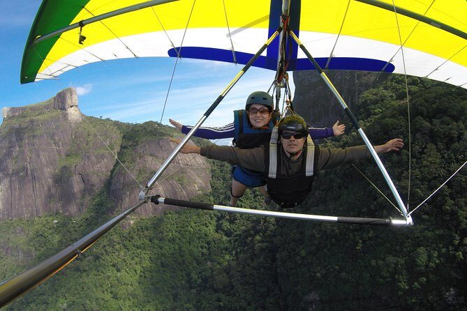 Hang gliding in Rio de Janeiro - What to Expect from Your Hang Gliding Adventure in Rio