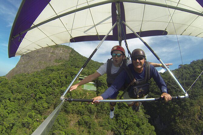 Hang Gliding & Paragliding in Rio de Janeiro - Landing and Wrap-up