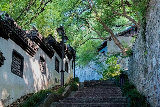 Hangzhou Mini-Hike Tour with Local Market Life Experience - In-Depth Review: Exploring Hangzhou’s Hidden Charms
