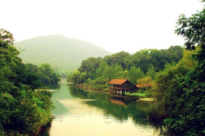 Hangzhou Private Transfer to Shanghai with stop-over at Wuzhen Water Town - Key Points