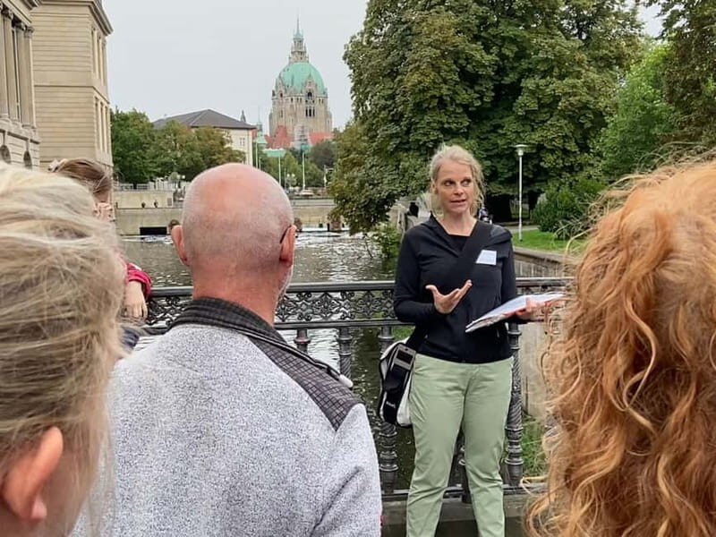 Hannover: Exciting Walking Tour through the Criminal Past - A Detailed Look at Hanovers Criminal Past Tour