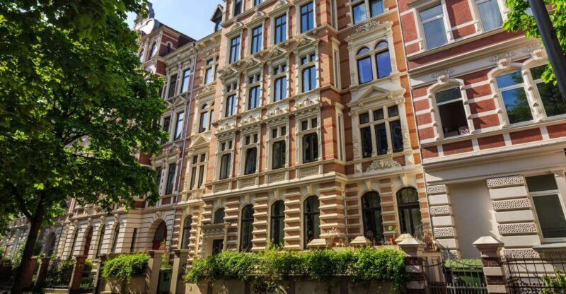 Hannover: Guided Walking Tour of the List District - Exploring the List District: A Detailed Review