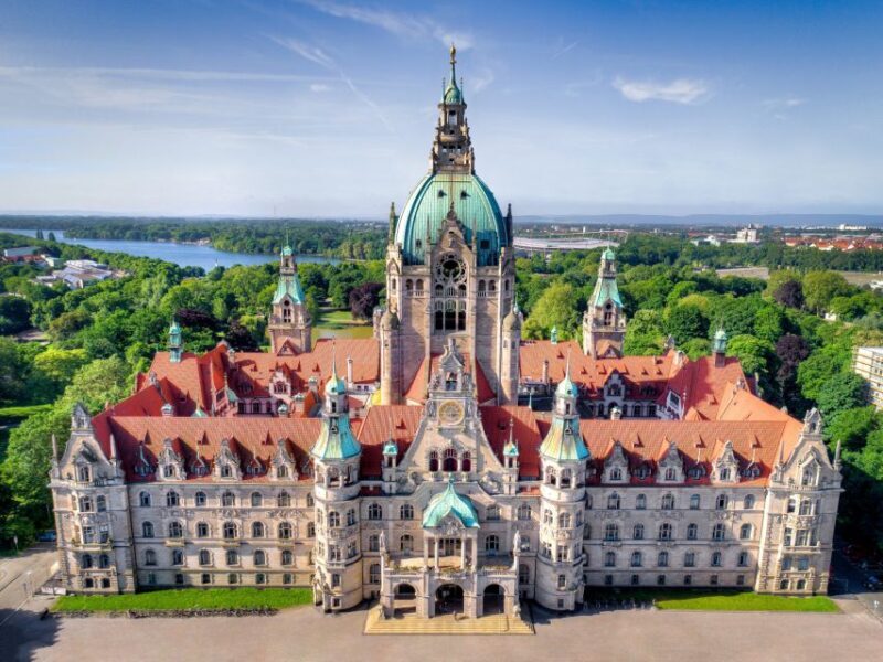 Hannover: New Town Hall exclusive Guided Walking Tour - What Makes This Tour Stand Out?