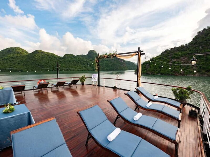 Hanoi: 2-Day Halong & Lan Ha Bay Luxury Cruise with Balcony - Who Is This Tour Best For?