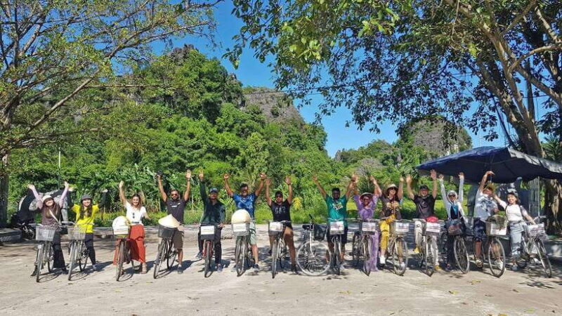 Hanoi: 2D 1N_ Ha long 1day & Ninh Binh full day and bungalow - Key Points