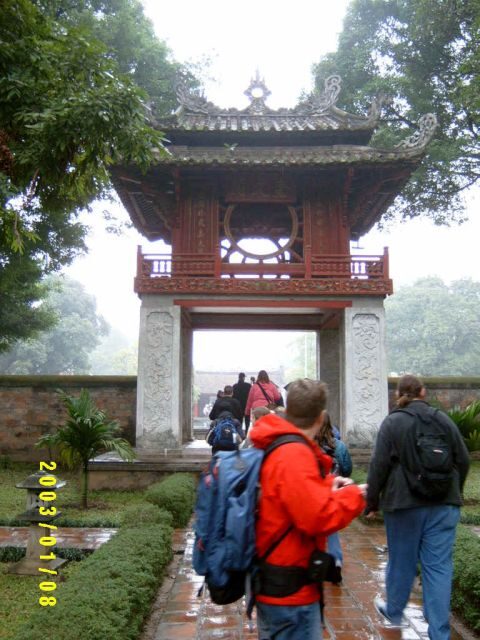 Hanoi: 4-Day Tour of Hanoi, Halong Bay, Hoa Lu, Trang An - FAQs