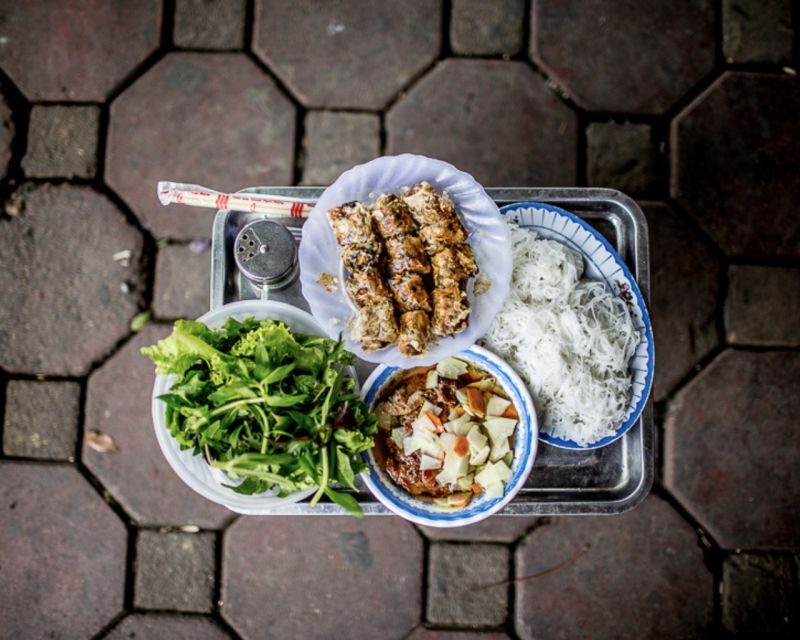 Hanoi: 7 Tastings Street Food Tour with Train Street - An In-Depth Look at the Hanoi Street Food Tour