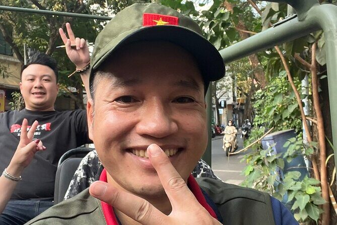 Hanoi City Jeep Tour Half-day: Food, Culture & Fun (4 hours) - Food and Refreshments: Authentic Hanoi Flavors