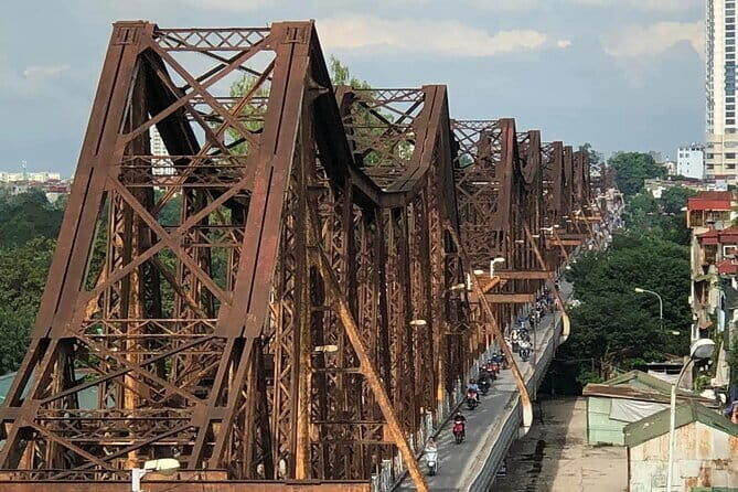 Hanoi City Tour: Private Half Day - Highlights and Train Street - Exploring Hanoi in a Half Day: What to Expect