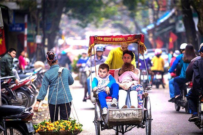 Hanoi Cyclo and Water Puppet Show with Dinner Private Tour - FAQ