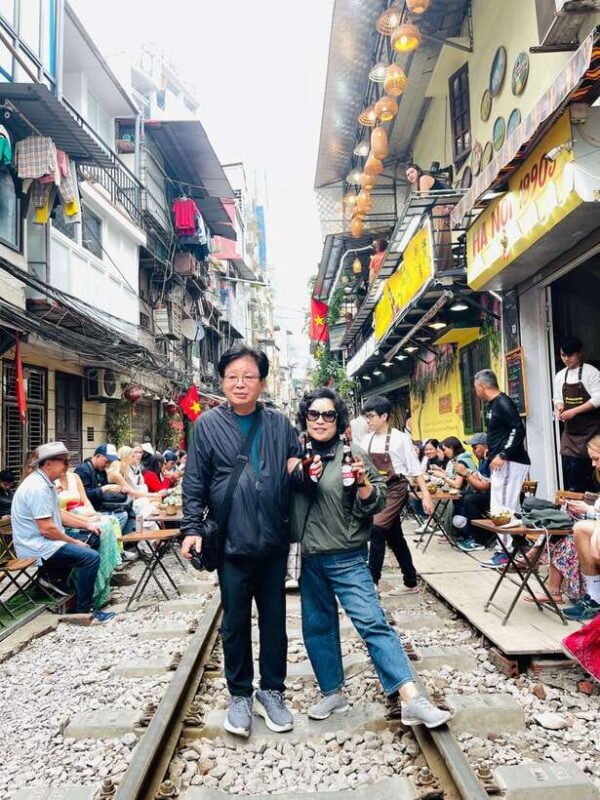 Hanoi Exclusive Craft Beer Bus: Cultural Sightseeing Tour - Experience the Heart of Hanoi with the Craft Beer Bus Tour