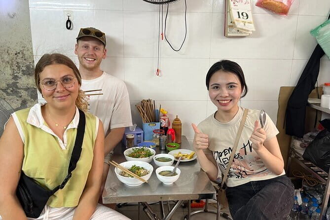 Hanoi Famous Michelin Guided Street Food Tour - A Tasty Journey Through Hanoi’s Streets