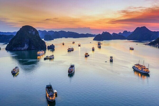 Hanoi - Ha Long Luxury Day Cruise with Kayak & Cave Adventure - Discover Ha Long Bay on a Luxury Day Cruise