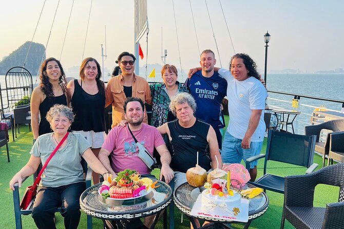 Hanoi : Halong Bay 7-Hour Luxury Cruise with Limousine Transfer - Analyzing the Value