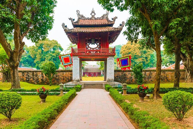Hanoi Heritage Premium Daily Tour - Starting Strong at Tran Quoc Pagoda