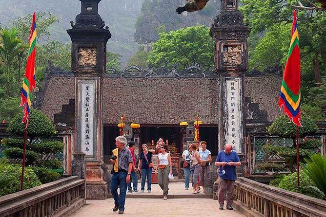 Hanoi - Hoa Lu - Tam Coc - Mua Cave - 1 Day / By Luxury Limousine & Small Group - FAQ