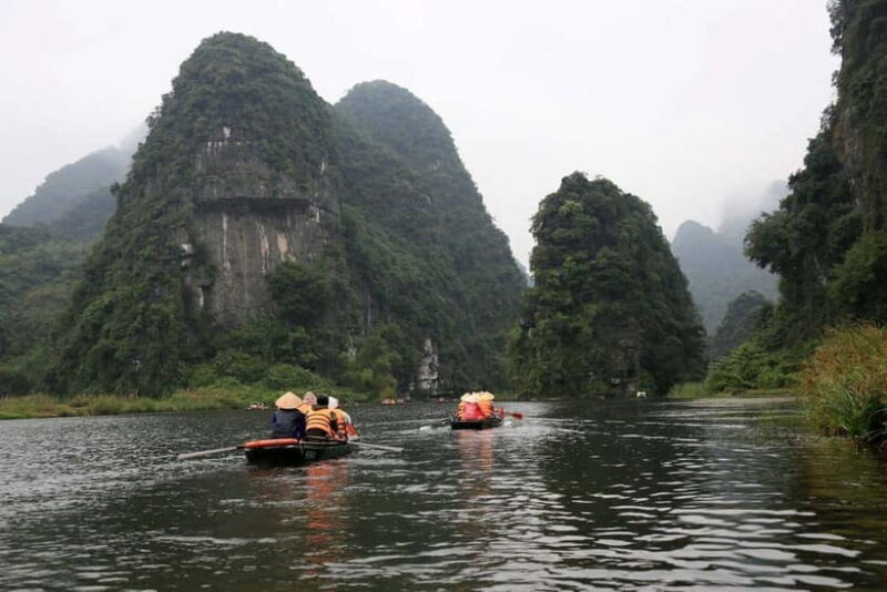 Hanoi: Hoa Lu, Trang An, and Water Puppet Show Tour - FAQs