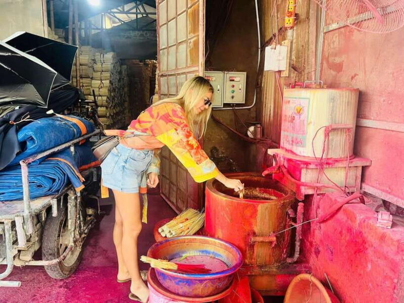 Hanoi: Incense Village, Conical Hat, & Van Phuc Silk Tour - FAQ