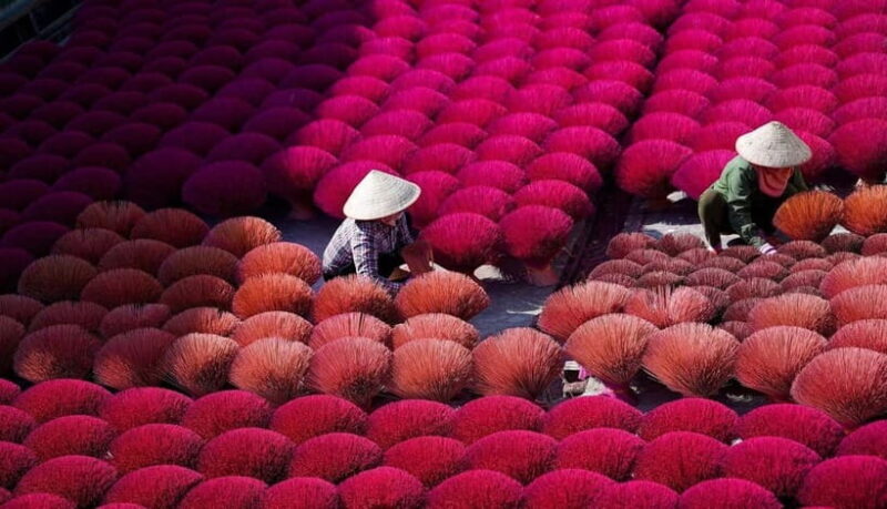 Hanoi: Long Dress Village or Incense Village, Hat Village - FAQ