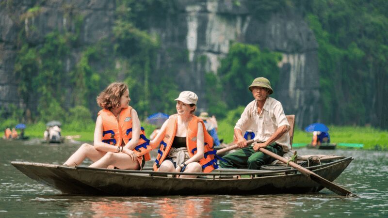 Hanoi: Luxurious 2-Day Ninh Binh Tour with Hotel/Bungalow - Experience the Beauty of Ninh Binh in Comfort and Style