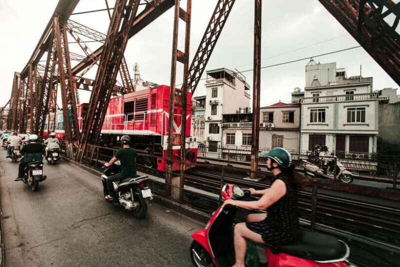 HANOI: MOTORBIKING TO TRAIN STREET & STREET FOOD TASTING - Who Will Love This Tour?