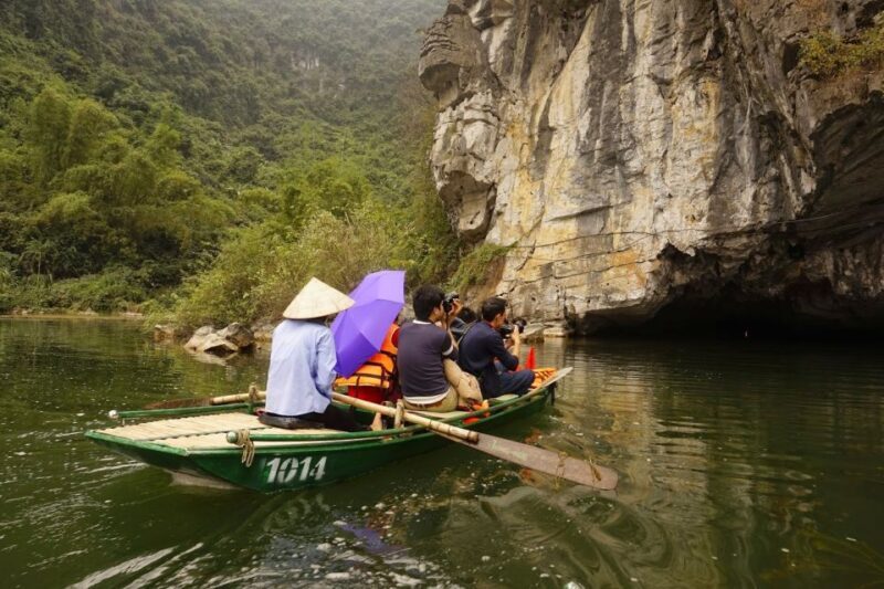 Hanoi: Mua Cave, Tuyet Tinh Coc Pagoda & Trang An Boat Tour - FAQ