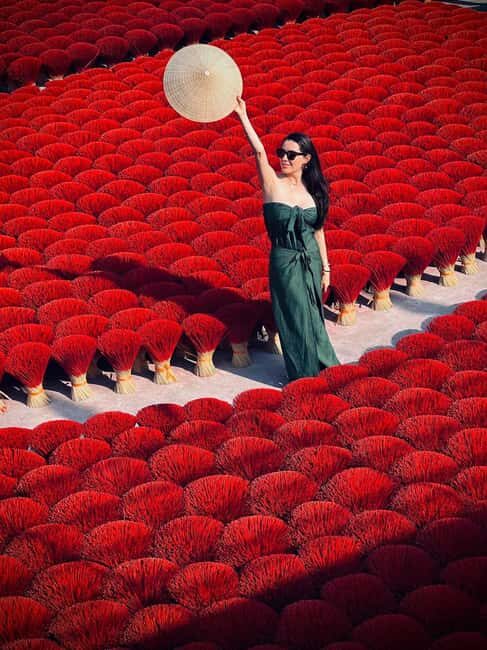 Hanoi Nhan Hien Sculpture Village or Hat and Incense Village - Key Points