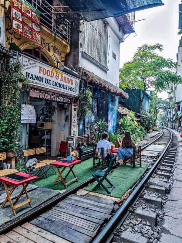 Hanoi Old Quarter Street Food Private Tour With Funny Guide - Why Choose This Tour?