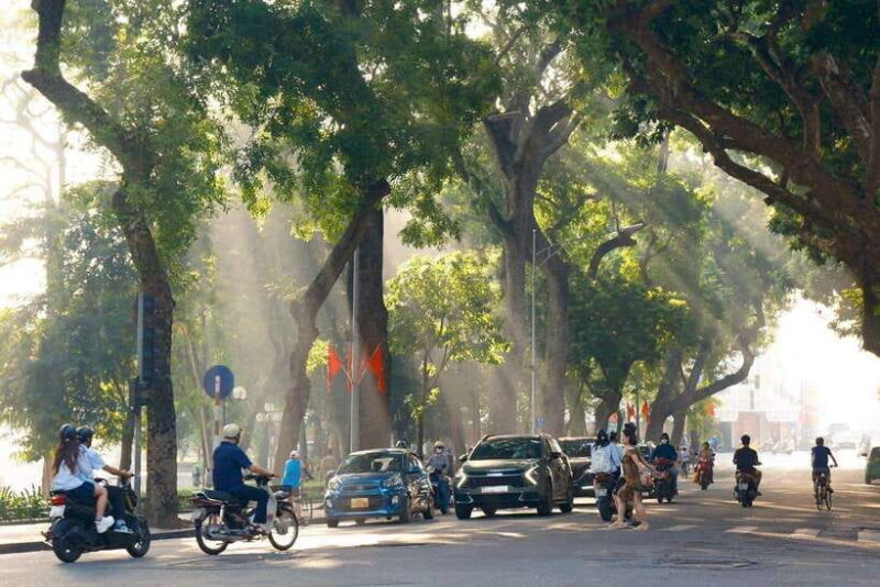 Hanoi: Private Motorbike Tour with Highlight Local Food - The Sum Up: Is This Tour Right for You?